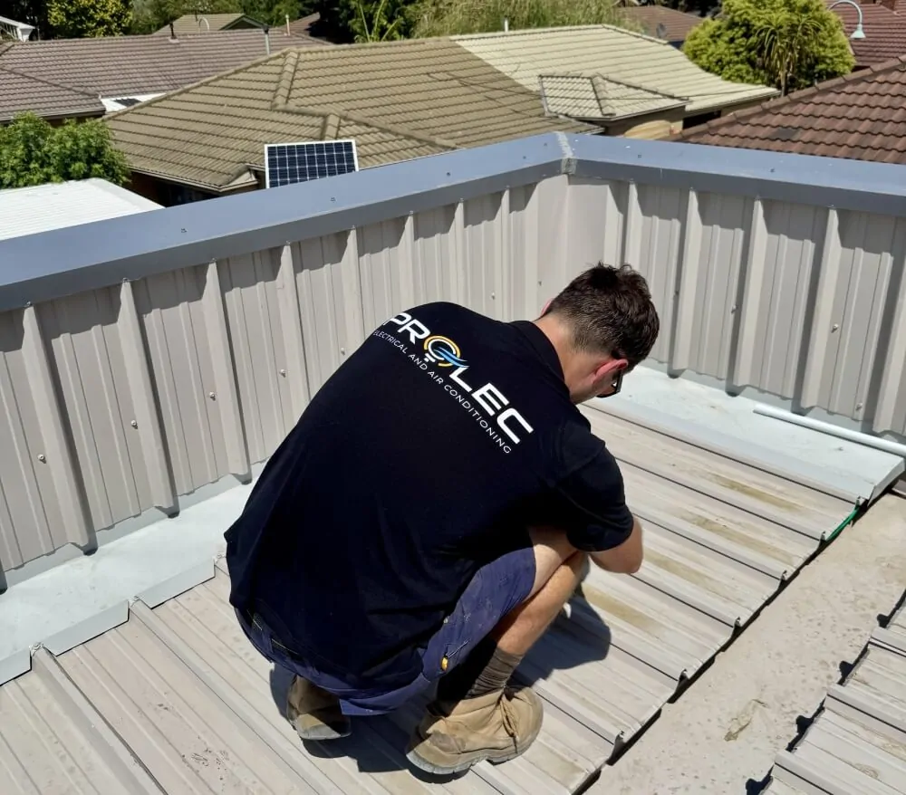 https://prolecelectricalanddataservices.com.au/wp-content/uploads/2025/02/EXHAUST-FAN-INSTALLATION1.jpg