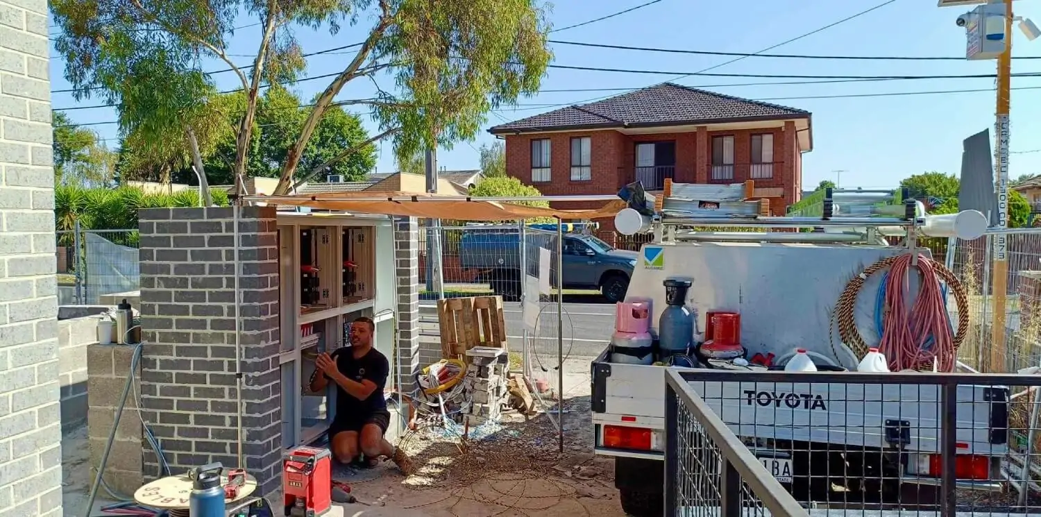 https://prolecelectricalanddataservices.com.au/wp-content/uploads/2025/02/SWITCHBOARD-INSTALLATION-1.jpg
