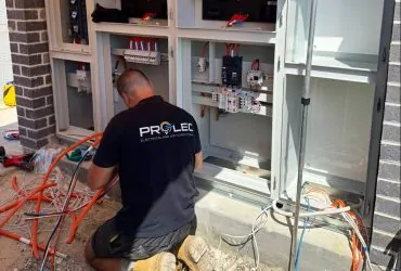 5 Qualities to look for in an Electrical Contractor